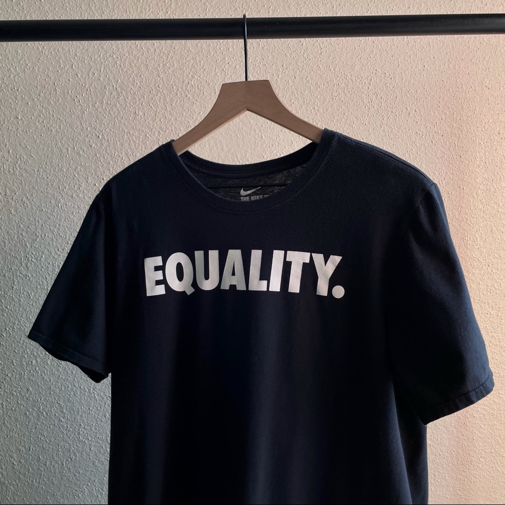 Nike pride tee